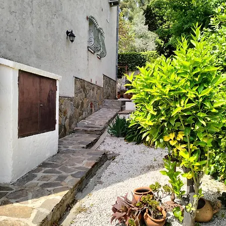 Ξενοδοχείο Avec Terrasse Au Calme *